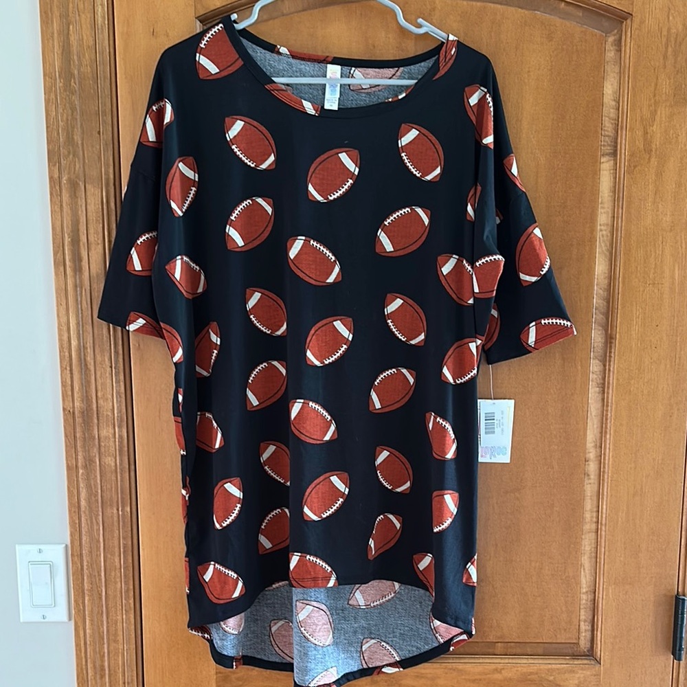LuLaRoe Irma Tunic Top Medium NWT Black Football Sports Game Day High Low